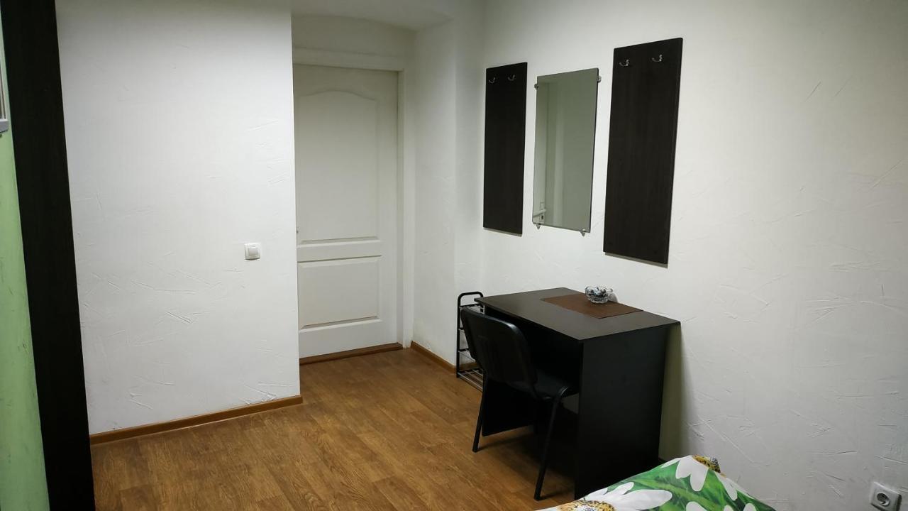 Cool Traveler Hostel Kiev Luaran gambar