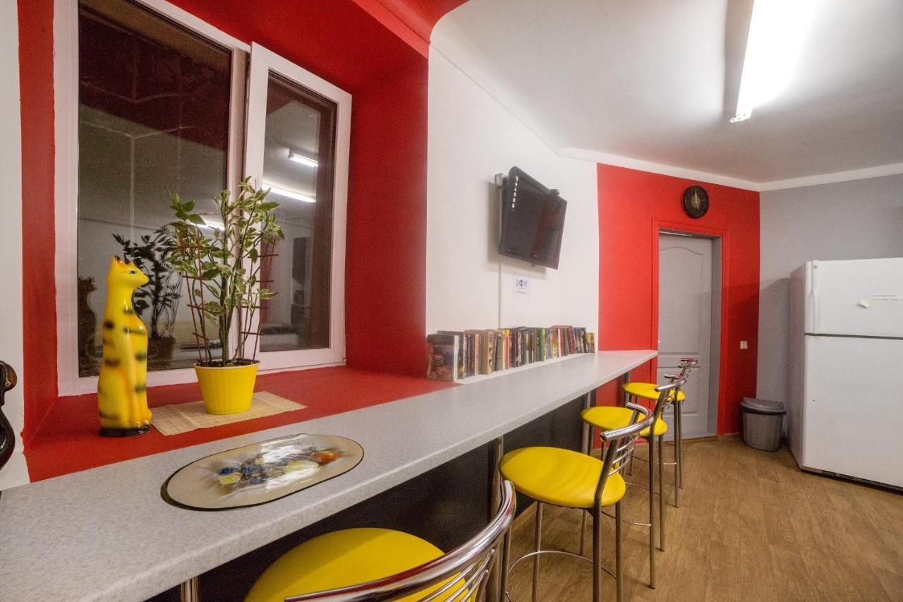 Cool Traveler Hostel Kiev Luaran gambar