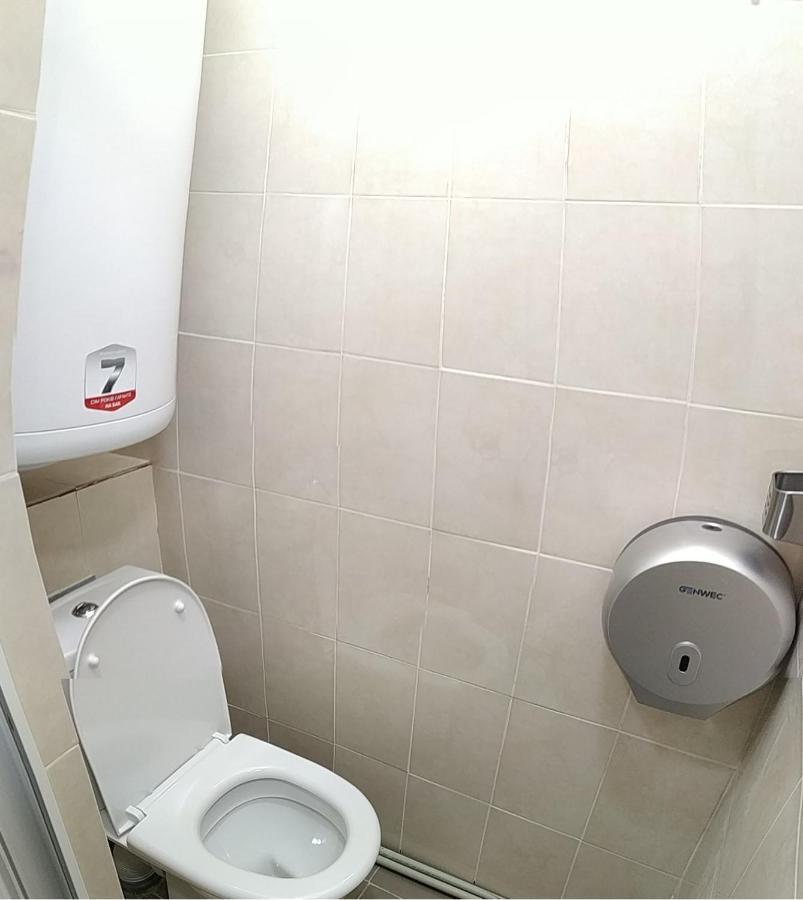 Cool Traveler Hostel Kiev Luaran gambar